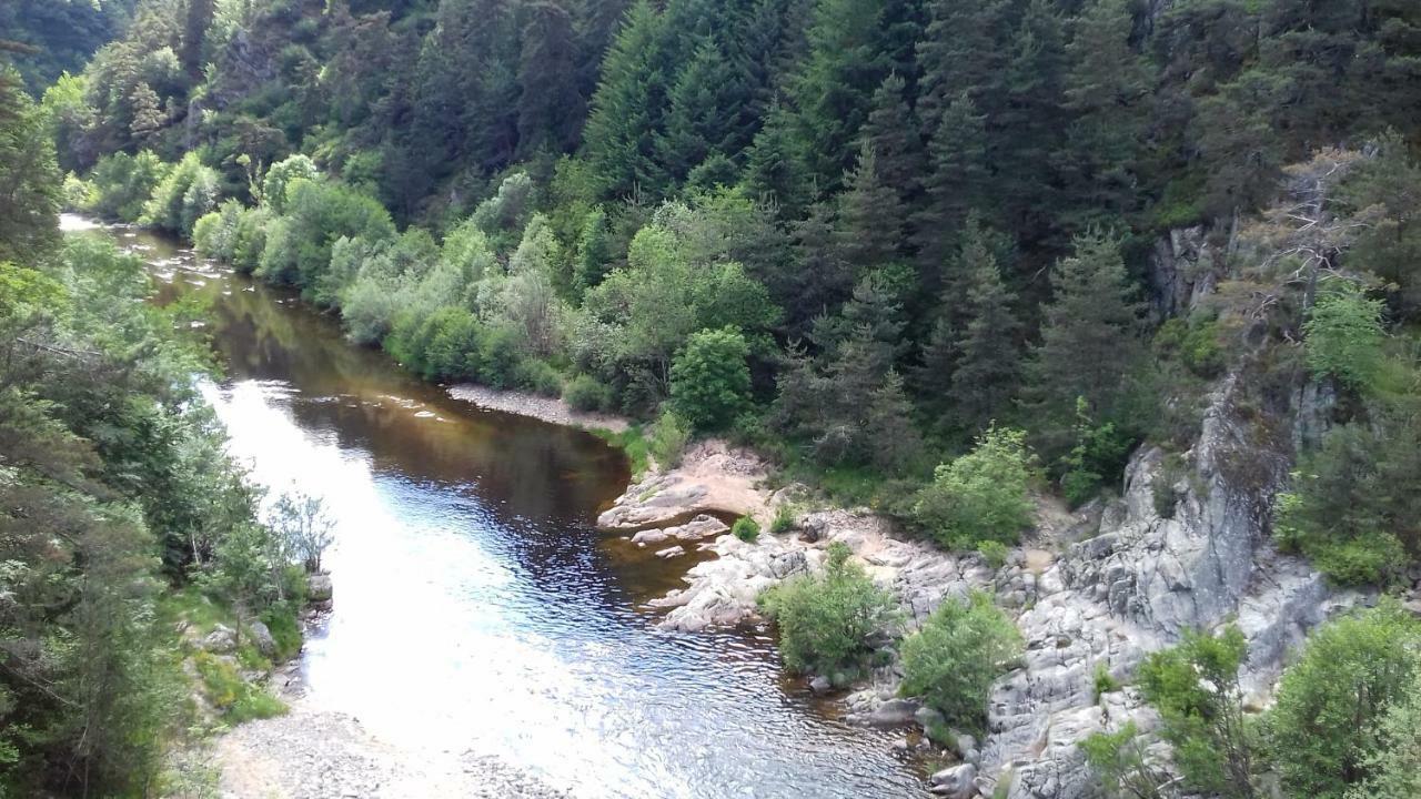 Le Petit Seguret Διαμέρισμα Le Puy-en-Velay Εξωτερικό φωτογραφία